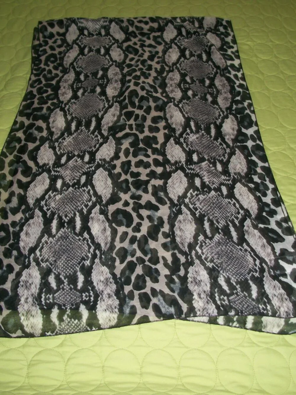 H&M lightweight scarf